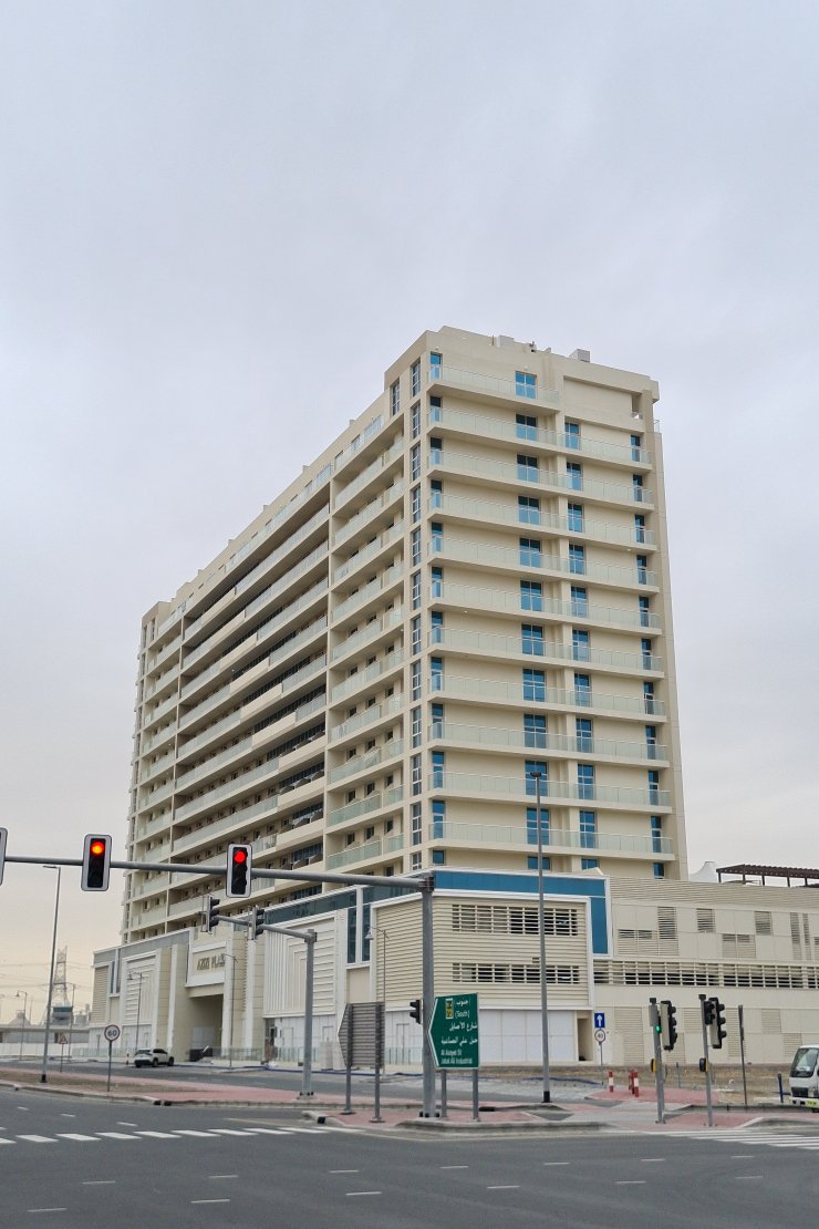 Azizi Plaza Al Furjan Dubai — photo 4