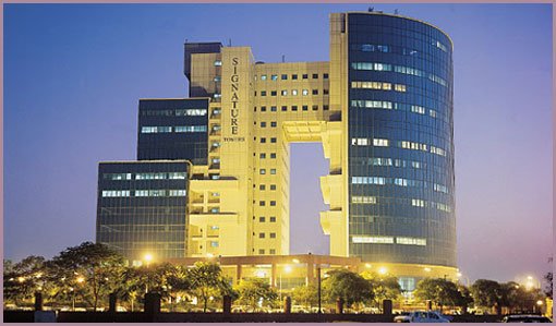 Pre- leased Office Space in Signature Towers Sector 41, Gurgaon 2879 Sq ft