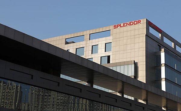 Pre- leased Office Space in Splendor Trade Tower Sector 65 Gurgaon 1000 Sq ft — photo 1