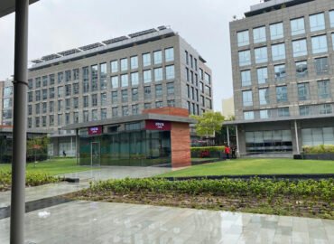 Pre- leased Office Space in Vatika One on One Sector 16, Gurgaon 1485 sq.ft.