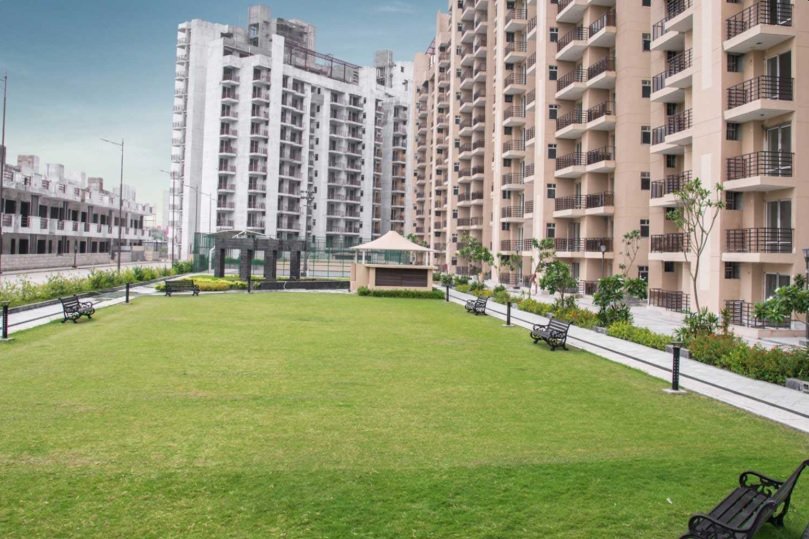 Satya Sector 104 Gurgaon Dwarka Expressway