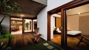 Total Environment - Learning to Fly - Easy access to garden & deck