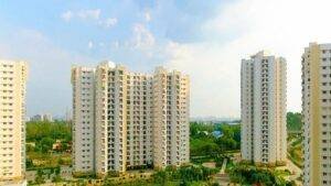 Industry Experts Advise to Invest in Commercial Segment in Real Estate this Year
