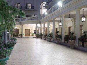 DLF Independent Floors At DLF City Phase II image 1