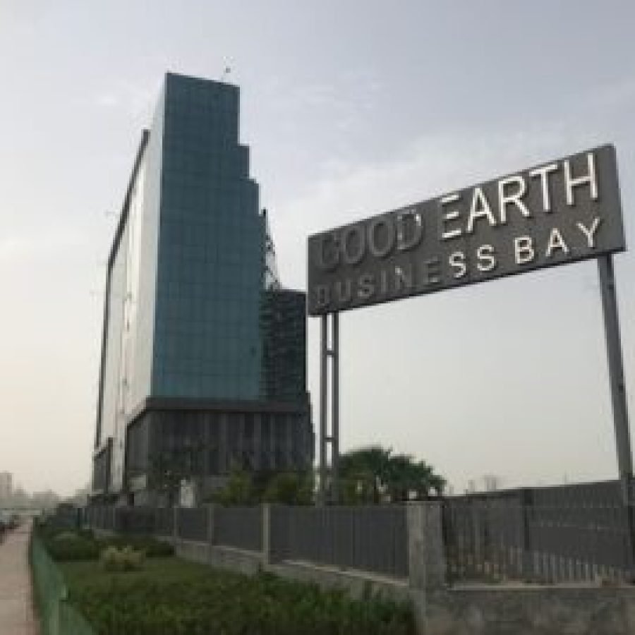 Good-Earth-Business-Bay-370x270 (1)