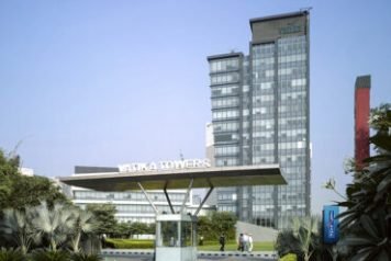 Vatika-Towers-on-Golf-Course-Road-Gurgaon-4-370x270 (3)